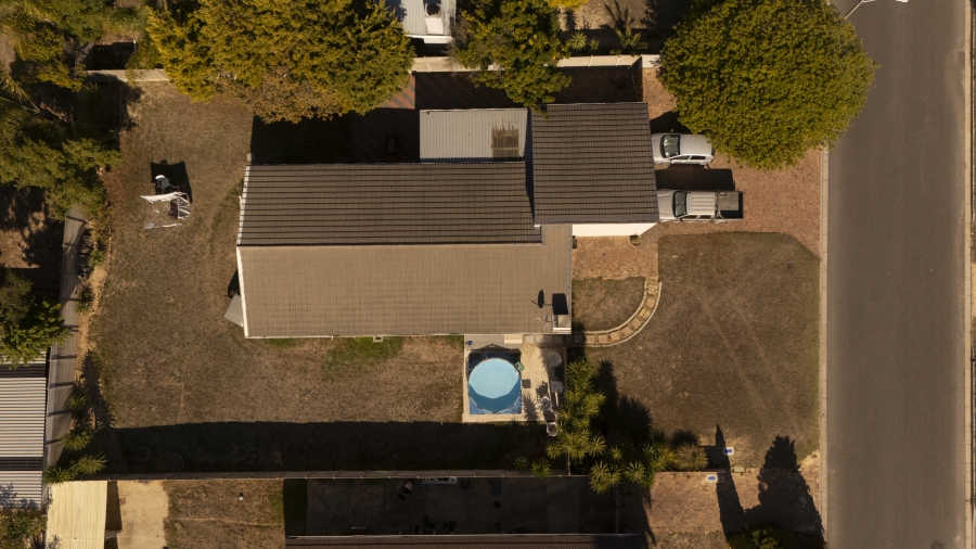 4 Bedroom Property for Sale in Rouxville Western Cape